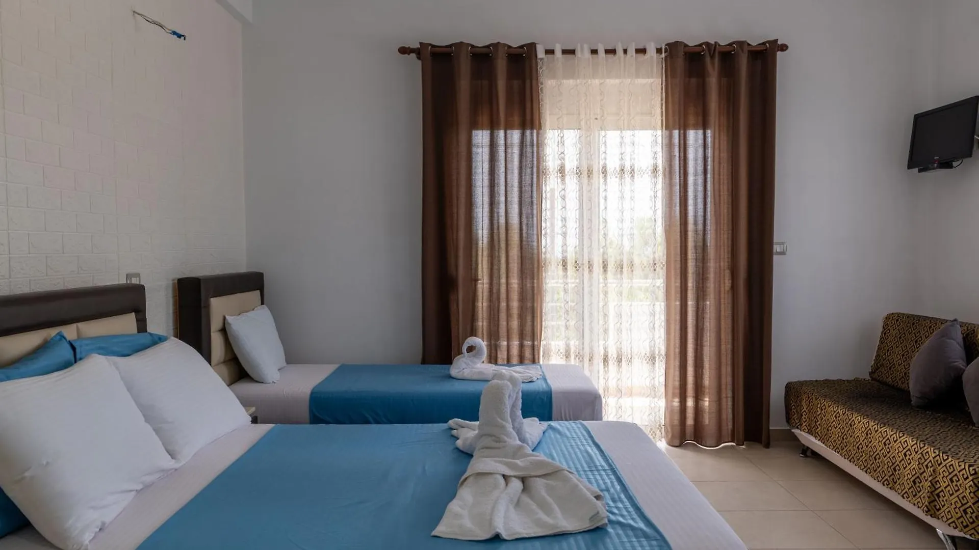 Vila Ylli Gjika Ksamil Guest house