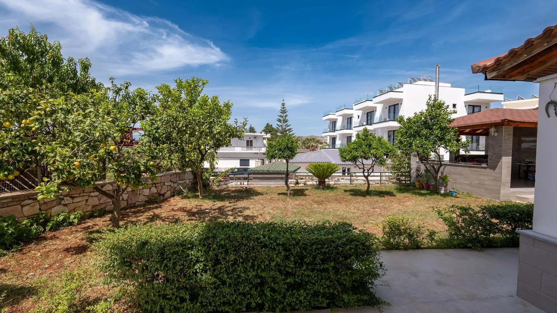 Vila Ylli Gjika Ksamil Albania